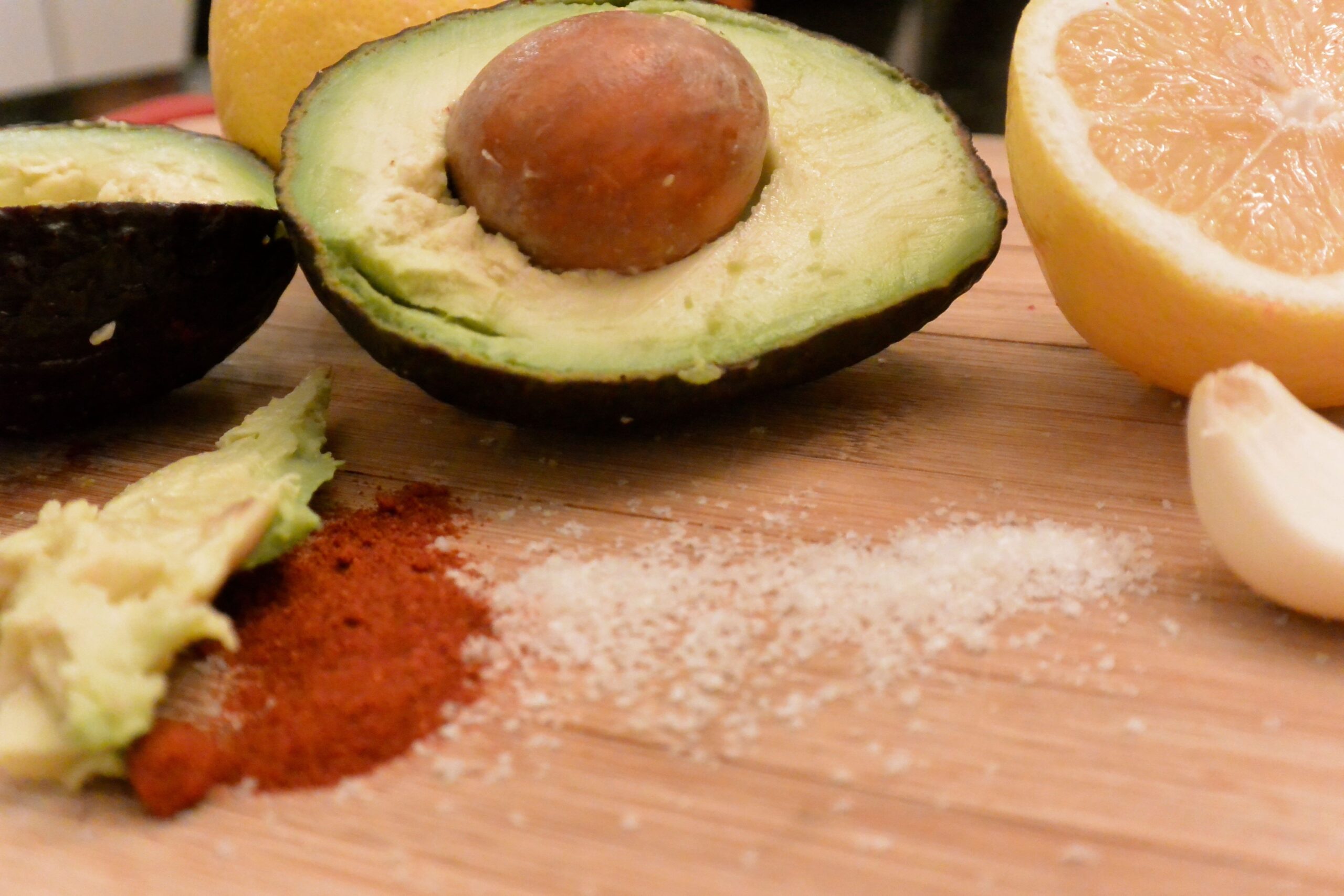 Please Don’t Eat Avocado Seeds